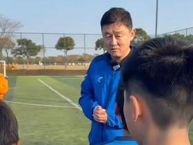 孙继海:霍顿是中国足球的启蒙者;中国人应该多夸夸孩子
