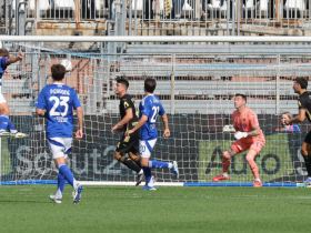 比赛集锦：科莫3-2维罗纳
