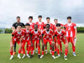 战申花U19，张家鸣、何锦程、岳博文代表拜仁世界队出战