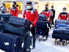 朱艺评国足“行李事件”：伊朗也曾遭质疑，这只是单纯的宣泄