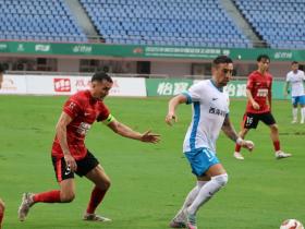 热身赛：青岛西海岸4-1成都蓉城，戴维森梅开二度