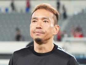 首发对阵中国,38岁的长友佑都时隔950天再次代表日本队出战